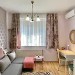 Tavirozsa 1a Apartament
