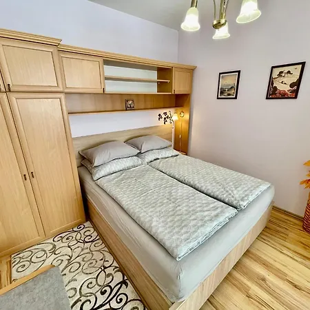 Apartament Tavirozsa 1a Héviz