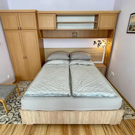 Tavirózsa 1a Apartamento