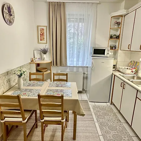 Tavirozsa 1a Апартаменты *