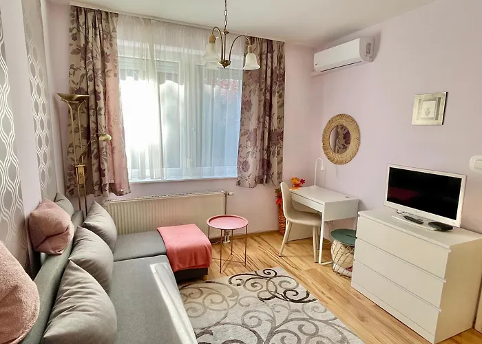Апартаменты Tavirozsa 1a *